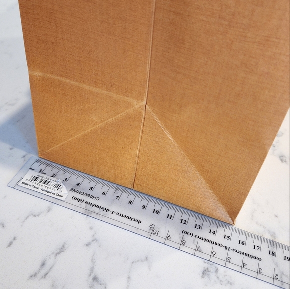 LOUIS VUITTON - Medium giftbag (Authentic - small stain) - Picture 5 of 6